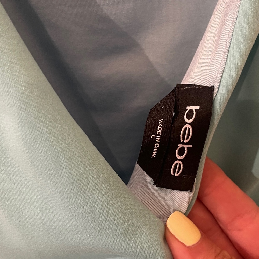 Bebe Dress - Picture 5 of 6